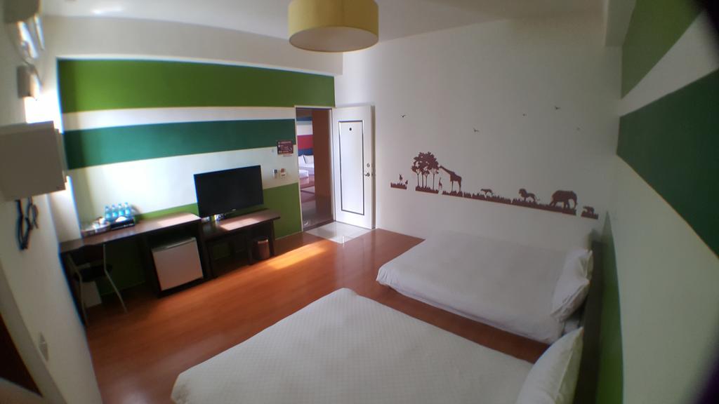 Outdoor Sports Guest House Hualien City Bilik gambar